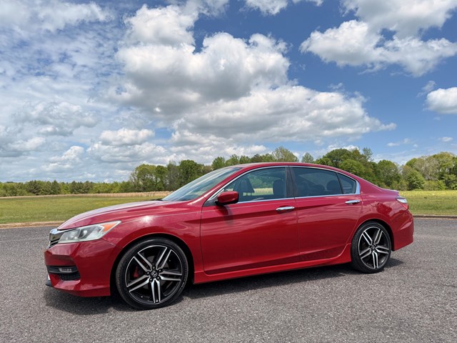 2017 Honda Accord Sport CVT's photo