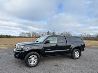 2010 Toyota Tacoma Base's photo