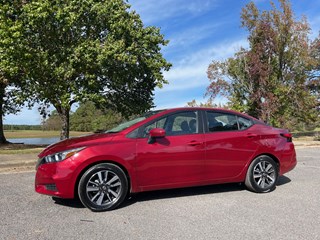 2022 Nissan Versa Sedan SV