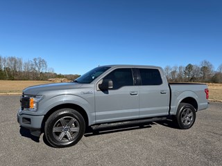 2020 Ford F-150 XLT's photo